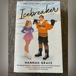 Icebreaker by Hannah Grace Book